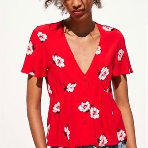 Zara Red Floral Buttondown Top size L
